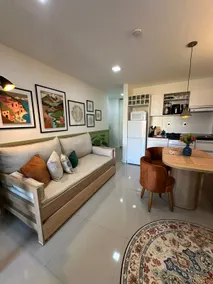 Downtown shop, beachfront, pool, garage, barbecue - Image 2