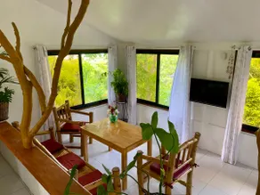 Novelyn's Seaview Hideaway - Image 2