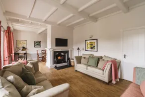 2 Hart Head Barn, Renovated Barn, Ambleside - Image 2