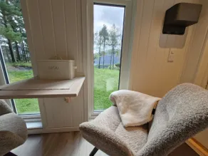 Mini cottage overlooking Høgsfjorden - Image 4