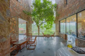 6 BHK Lagoon Villa w/ Riverfront-Pool-Parking - Image 5