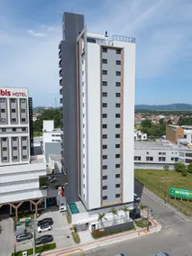 Apt 2 bedroom/en-suite - High standard next to IBIS - Image 4