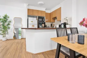 Ultimo NSW - 2 Bedroom Apartment with Balcony - Image 5