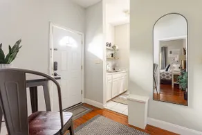***Charming Hyde Park Tampa Apartment*** - Image 4