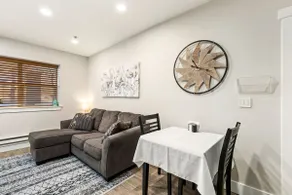 Comfortable 1BR Apartment - Image 5