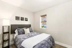 Comfortable 1BR Apartment - Image 3
