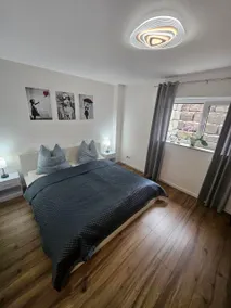 Luna Apartment - Image 2