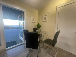 Sea view villa with independent access - Image 4
