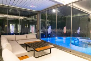 Luxury 6 Bedroom Villa heated Pool-Beverly Hills - Image 3