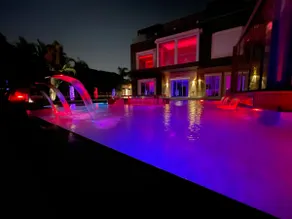 Luxury 6 Bedroom Villa heated Pool-Beverly Hills - Image 4