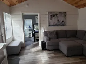 The Cottage on Lone Oak - Image 2