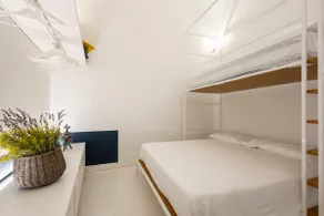 Designer three-room apartment 100 meters from the cathedral Amalfi 44 - Image 2