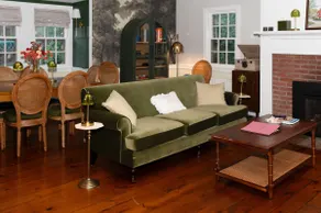 3 BR 1800 Farmhouse Near Lancaster City - Sleeps 8 - Image 2