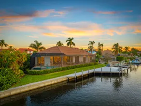Marco Island Villa - Waterfront, Pool & Boat Dock - Image 5