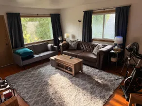 Quiet Retreat in Morgan Heights|Sleeps 6|1.5 bath - Image 2