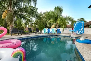 Pool - Sleeps 10 - Playstation 5 + Air Hockey - Image 2