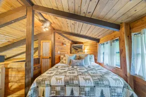 Double Barrel Retreat – Rustic Cabin near Clayton - Image 4