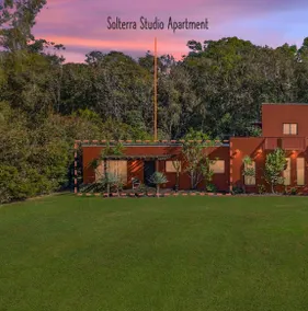 Solterra- Luxury 25m Pool, Spa & Private Acreage Mudjimba - 5min Airport - Image 4