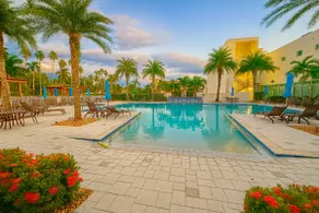 Skyline Escape in Downtown Fort Myers - Image 3