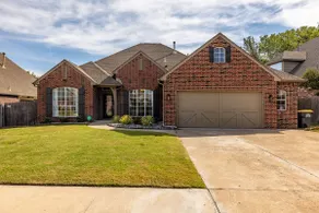 Ridge Retreat! King Beds By Outlet Mall & Aquarium - Image 5