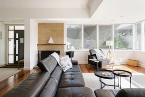 Willow Landing—Beach House with Private Jetty - Image 2