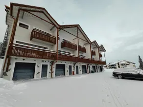 Skier's Castle - Spacious ski-in/out holiday flat - Image 3