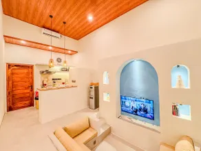 Brand New! Stylish Ocean Blue Getaway - Image 5
