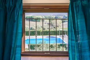 Relax in a Country House with a swimming pool [opportunity!] - Image 4