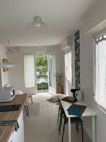 Cozy accommodation - Image 2