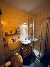 Enjoy Munich in a cozy studio apartment. - Image 3