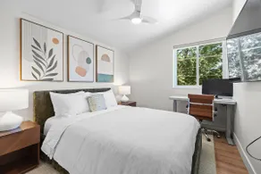 Walkability + Close to downtown, hiking, Red Rocks - Image 3