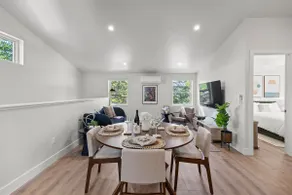 Walkability + Close to downtown, hiking, Red Rocks - Image 5