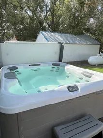 Salmon River house w/hot tub sleeps 12 - Image 4