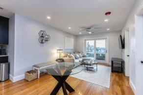 Modern 3BR w/ Elevator + In-Building Bar & Dining - Image 4