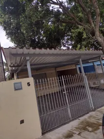 House in the central area with 3 bedrooms - Image 3