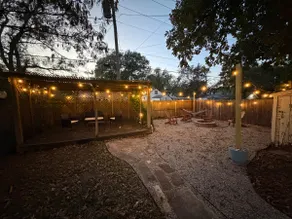 The Brick House on Broadview - Image 5