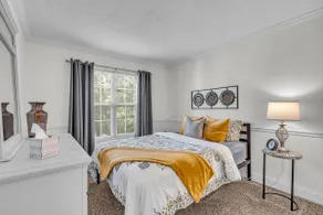 Centrally Located Retreat - Image 2
