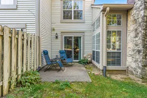 Centrally Located Retreat - Image 3