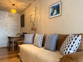 WOR's Oceanika Airbnb - Image 5