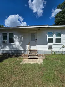 Reel Cozy Cabin - Image 2