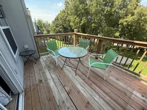 Comfy 3-Bedroom Escape w/ Jacuzzi + Garage - Image 3