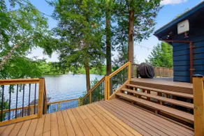 Lakeside Retreat with Waterfront and Sauna - Image 4