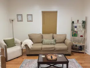 Cozy home near Elon and Downtown Burlington - Image 2