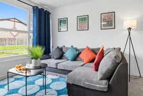 Cosy 3-Bed Home near Birchwood Business Park by Traboule Properties LTD - Image 2