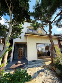 Okayama | Quiet single-family home with courtyard | Near station & free parking ”Aoi Kumi-no-Yado” - Image 3