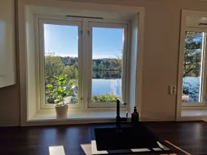 Unique Villa by a beautiful lake - Image 4