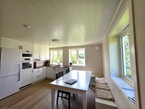 Unique Villa by a beautiful lake - Image 3