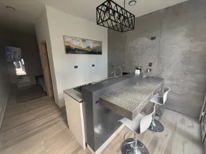 Apartment with pool and heated jacuzzi - Image 5
