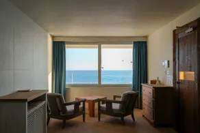 2m to St/1m to Sea. Pool, Jacuzzi, View & 3 Prkg. - Image 3