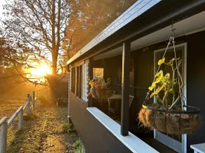 Fink's Hut - Image 5